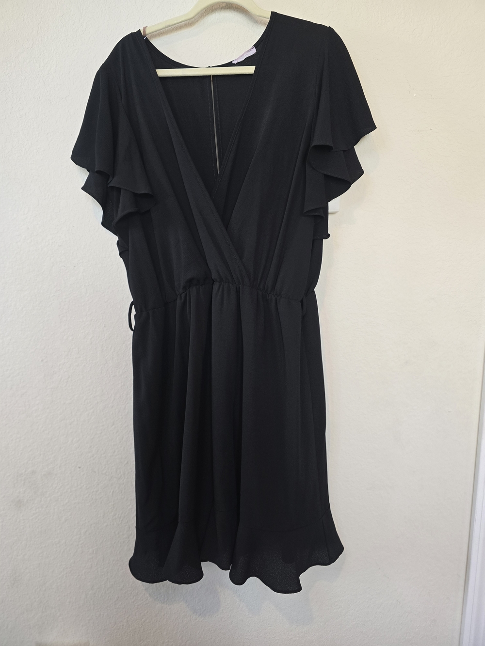 Chicsoul Black Flutter Sleeve Wrap Dress Sz 16